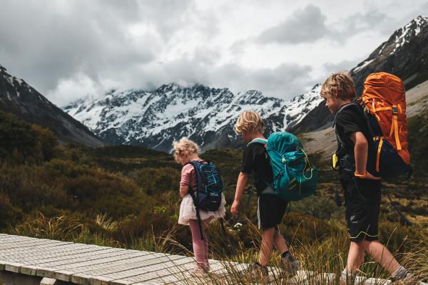 Backyard Travel Family kids walk the Hooker Valley Track