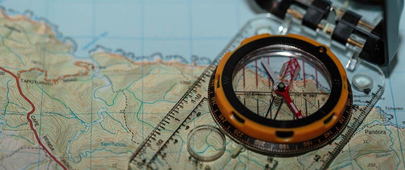tramp map compass header