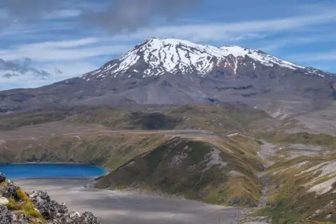 Thumbnail of Mt Ruapehu.CREDIT Shaun Barnett