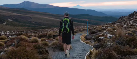 Tramper walking Tongariro Crossing