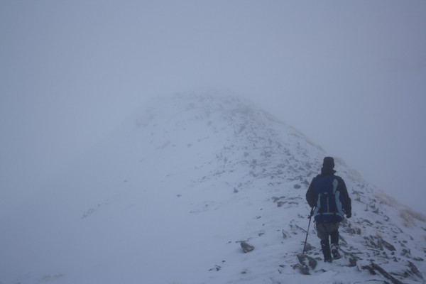 Minimal visibility winter tramping